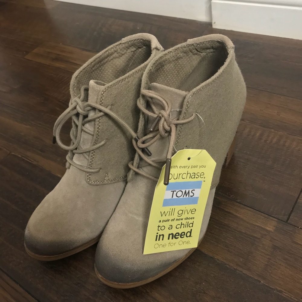 TOMS lace up heels